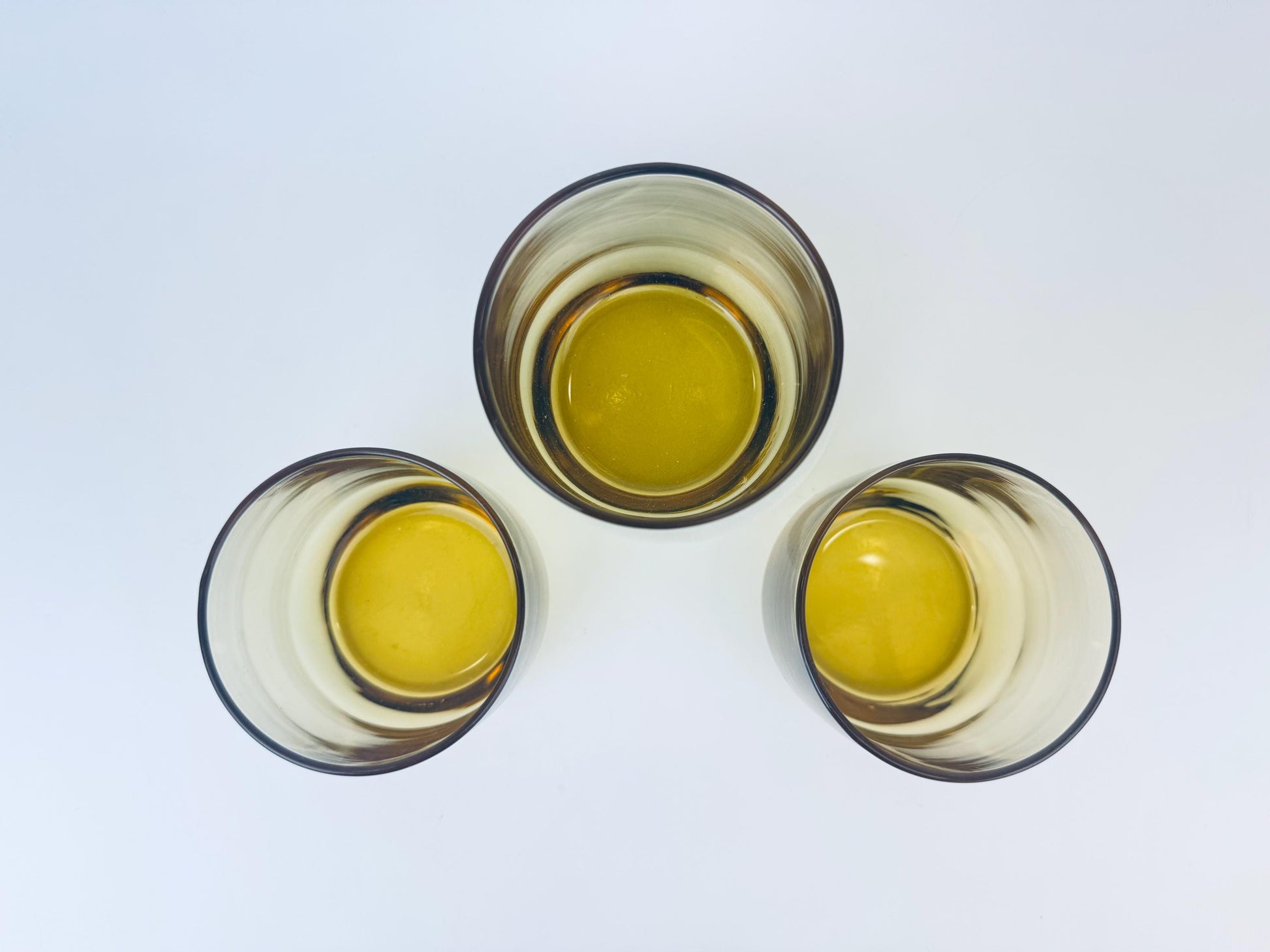 Product image for 'vintage anchor hocking amber lowball glasses set of three 3' (view 7981b8)