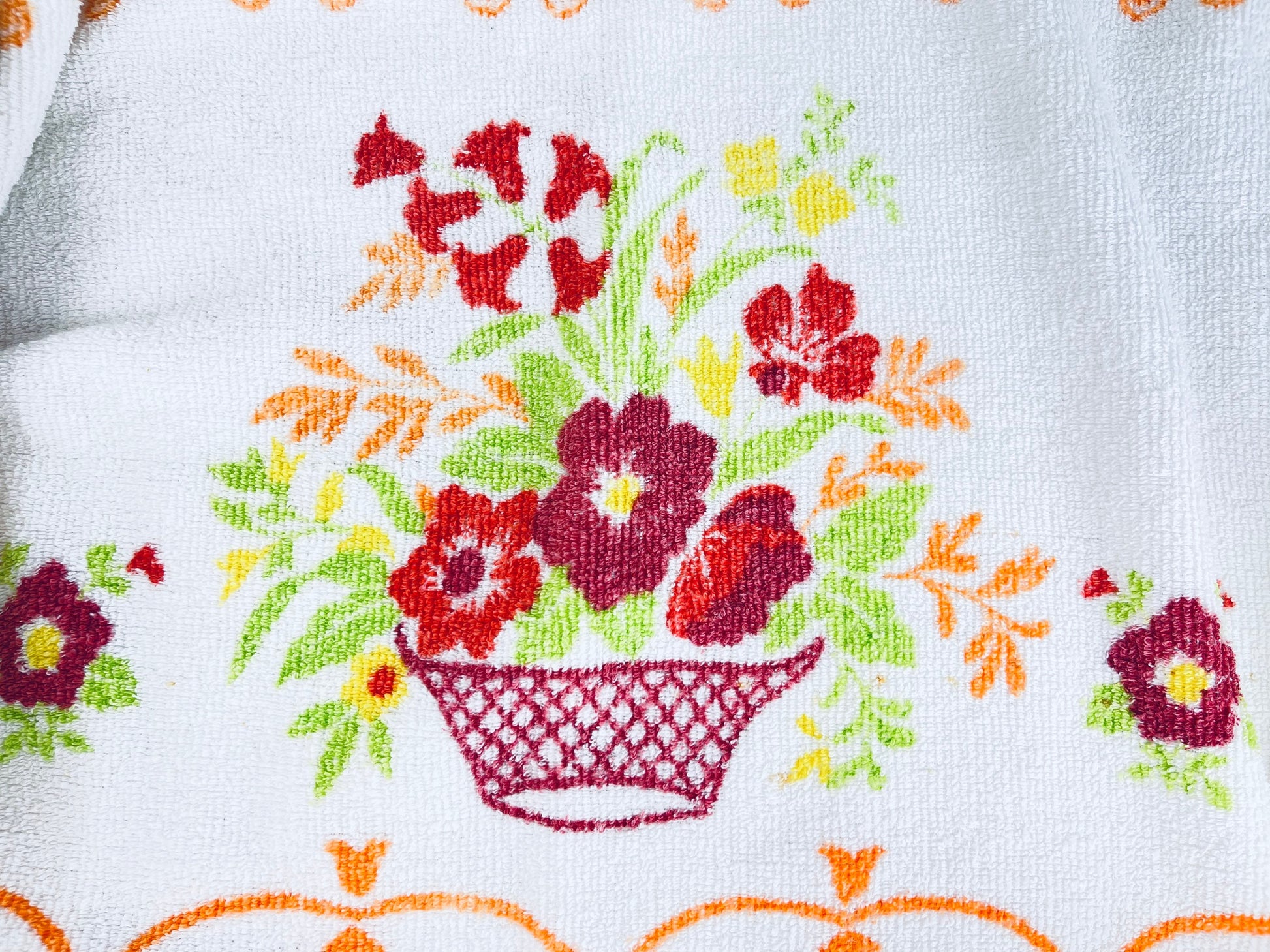 Product image for 'vintage floral beach towel blanket 100 loop cotton 49 x 59' (view 9525bd)