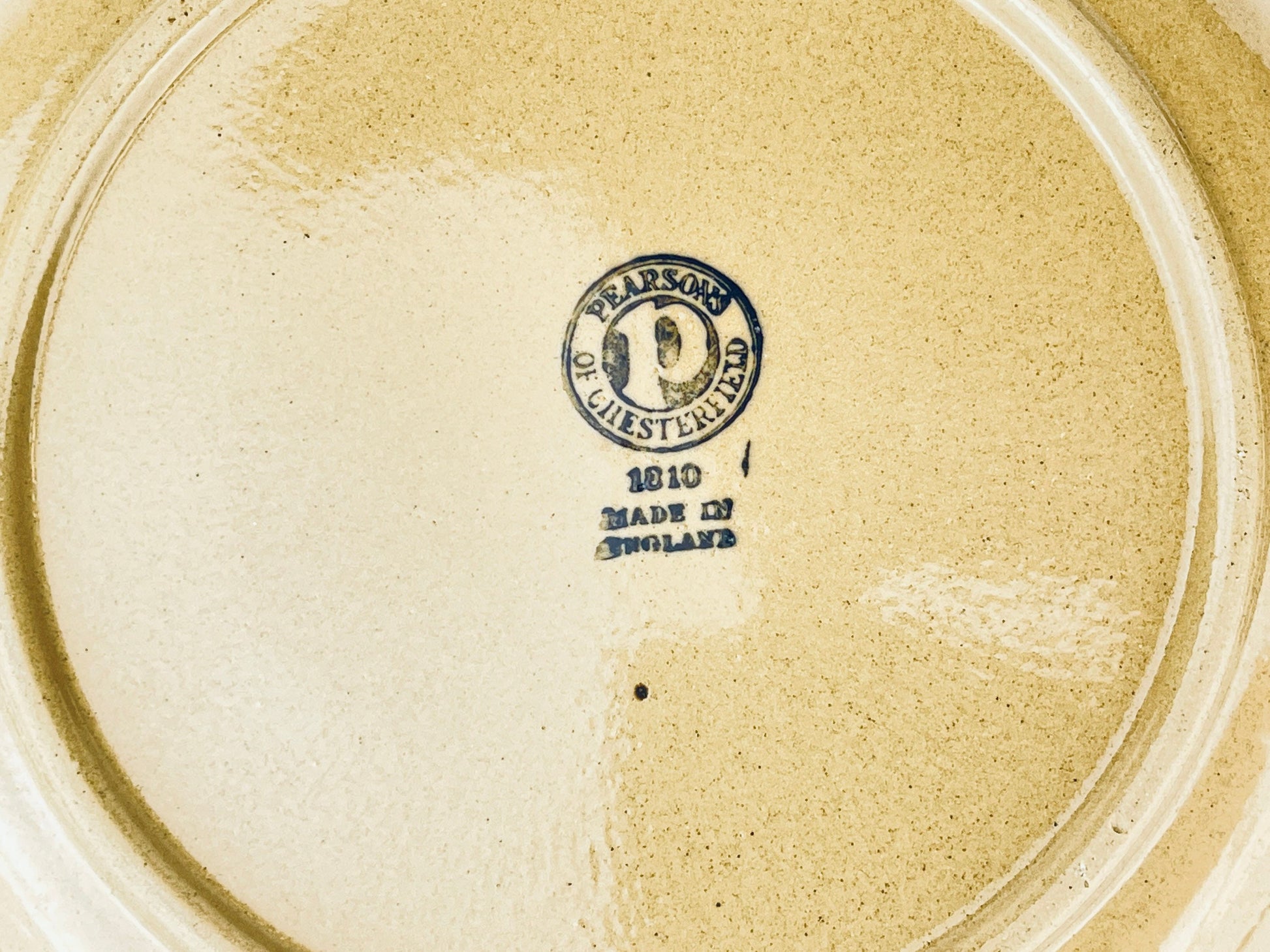 Product image for 'vintage stoneware pie plate pearsons of chesterfield 1810 made in england' (view d7dae3)