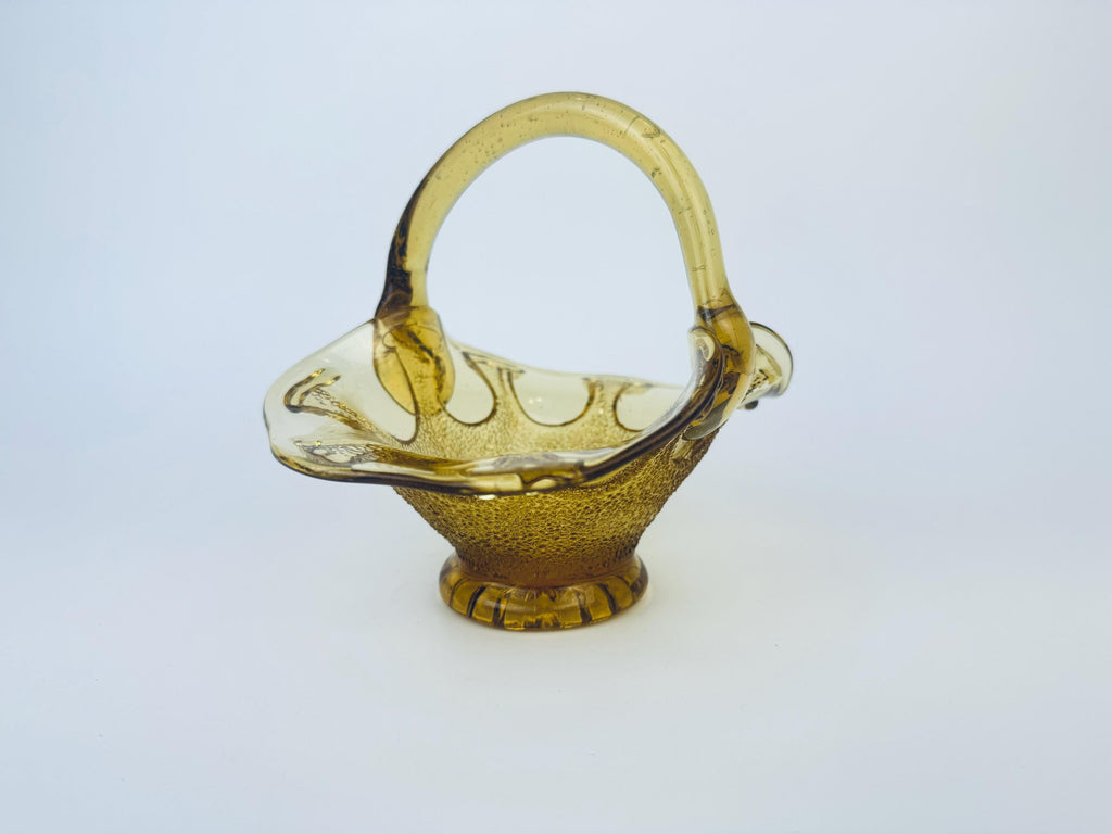 Product image for 'vintage hand blown small art glass baskets sold separately' (view bf2326)