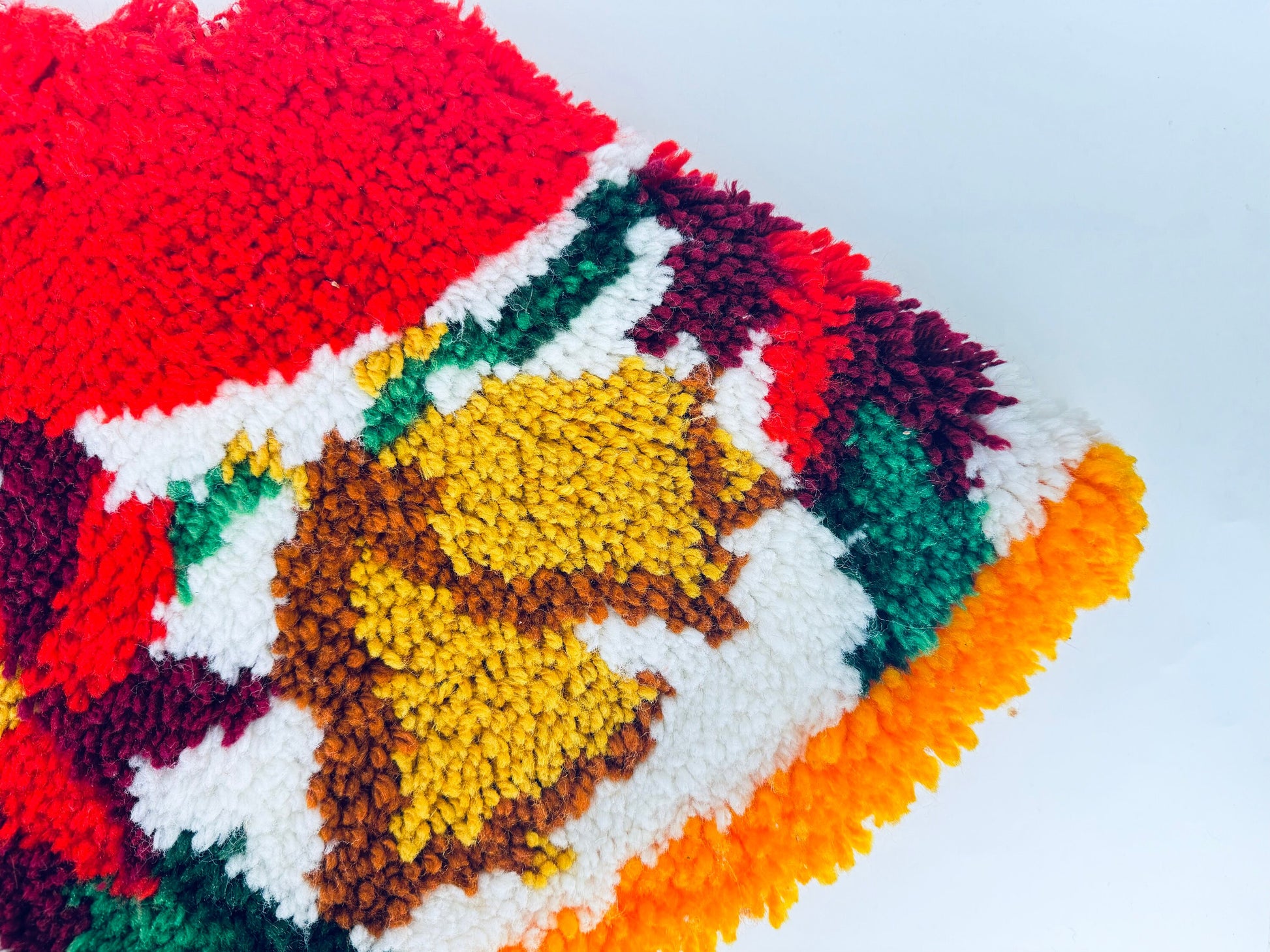 Product image for 'vintage handmade latch hook crocheted christmas tree skirt red poinsettia golden bell pattern' (view cf18ec)