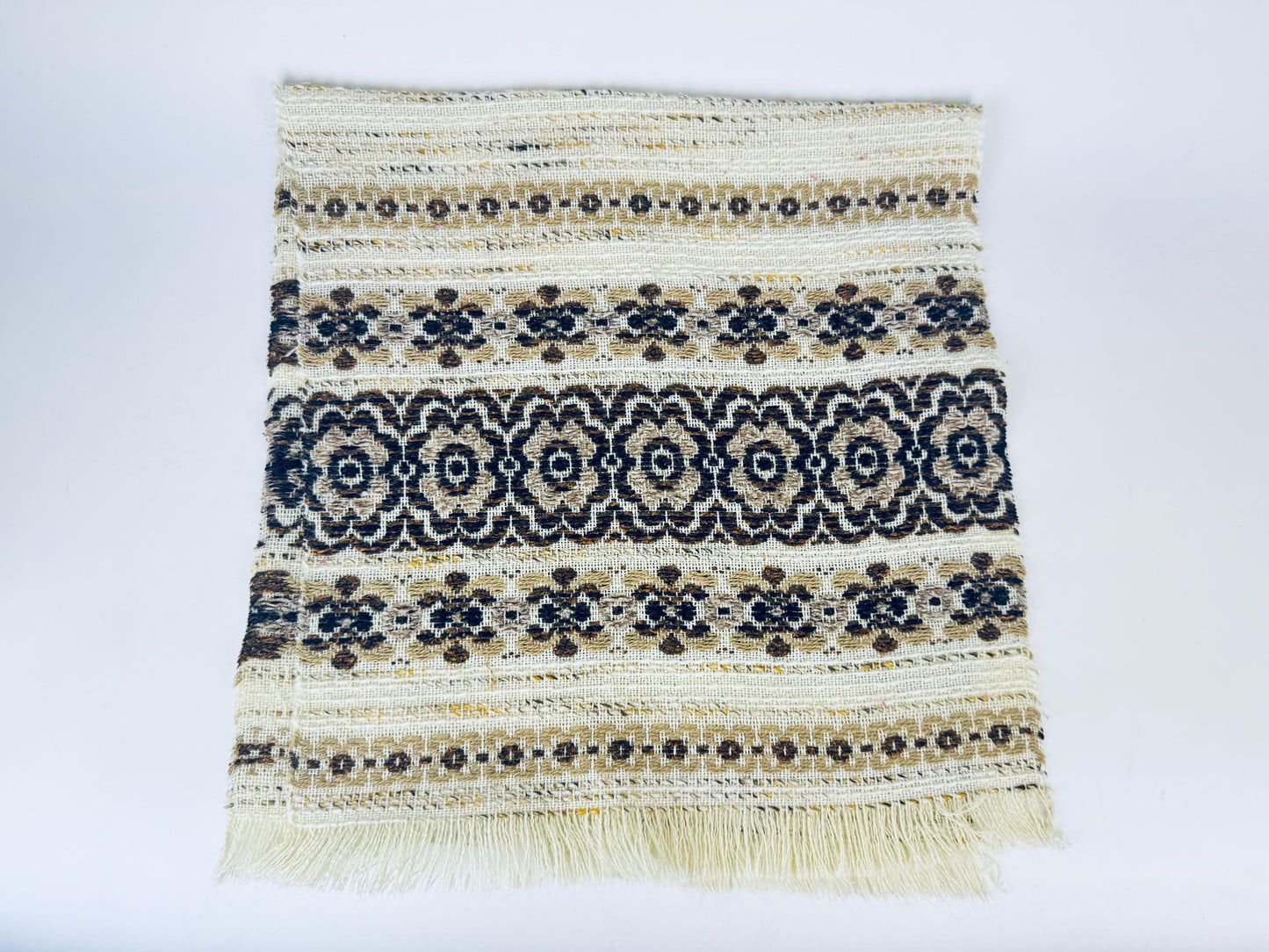 Product image for 'vintage 1970s beige brown floral woven table runner boho loomed textile with fringe ends 14 x 32' (view b5ff89)