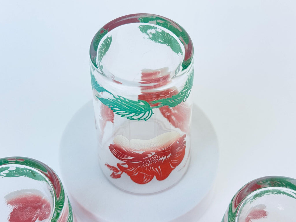 Product image for 'vintage red green floral juice glasses set of three 3' (view 8366fd)