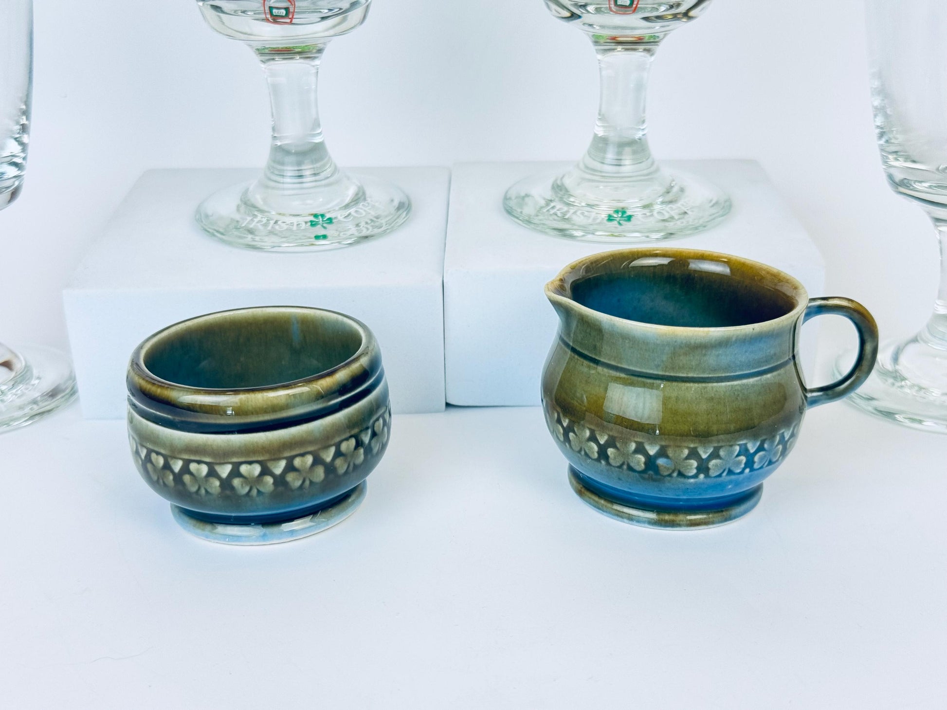 Product image for 'vintage irish coffee gift set 1970s glassware cream sugar linen towel' (view 448d9b)