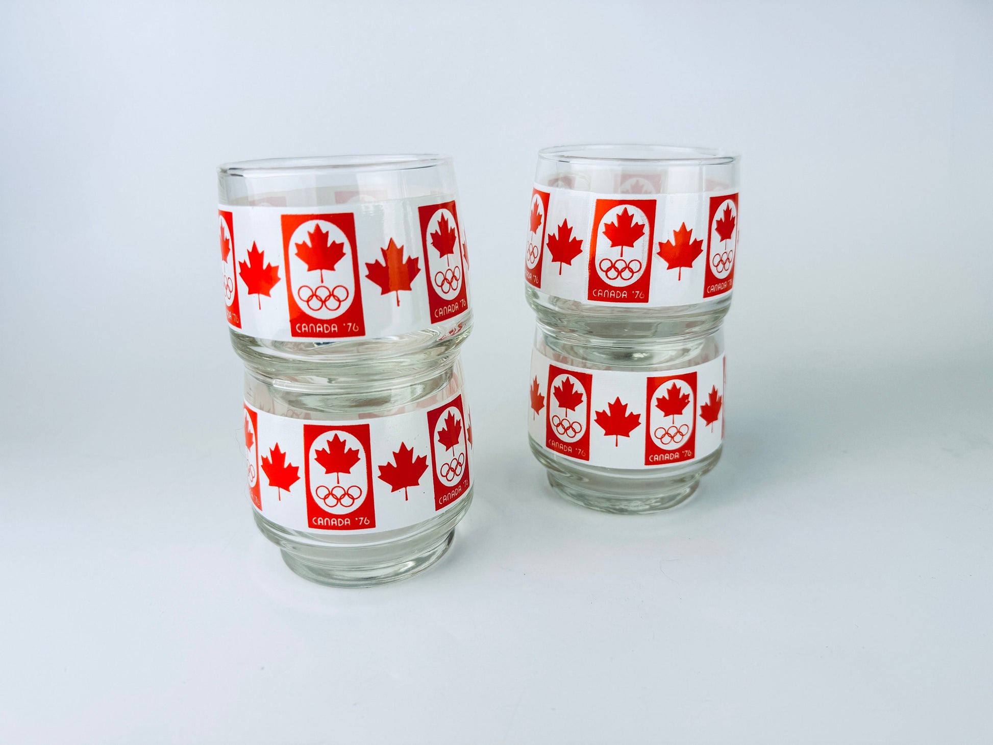 Product image for 'vintage 1976 canada olympics lowball rock glasses set of four 4 barware gift vintage canadiana' (view f1b22a)