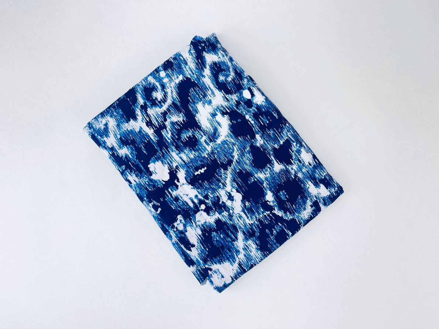 Product image for 'vintage blue white animal print jersey knit cotton fabric 31 x 33' (view ce4da7)