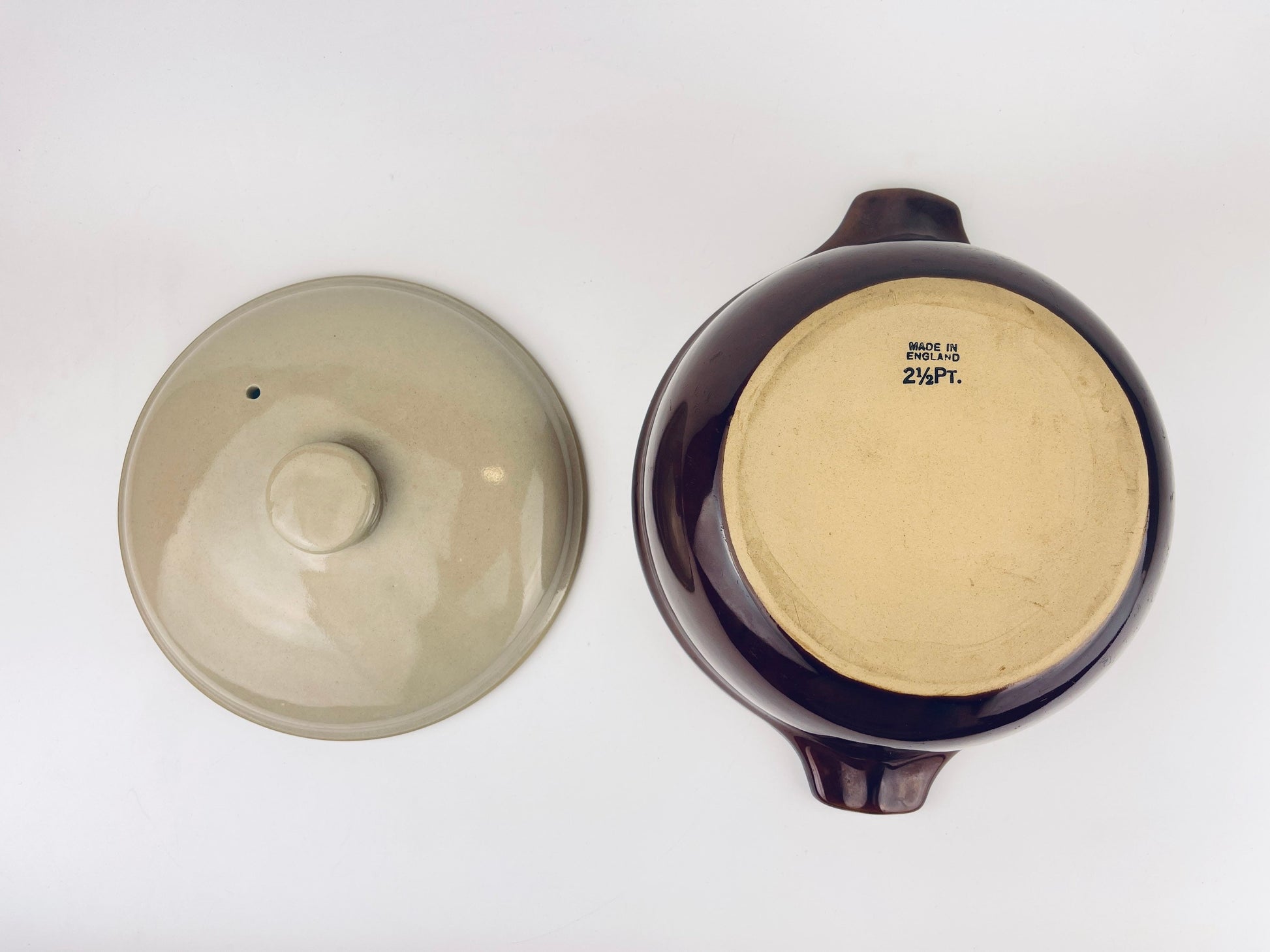 Product image for 'vintage denby england stoneware casserole dish 2 5 pt ovenware baking dish made in england' (view 5e2616)