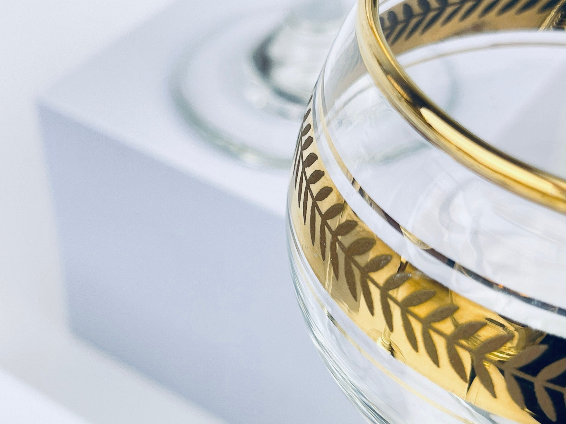 Product image for 'vintage gold textured vine stemmed drinking glasses set of six 6' (view 4ebf00)