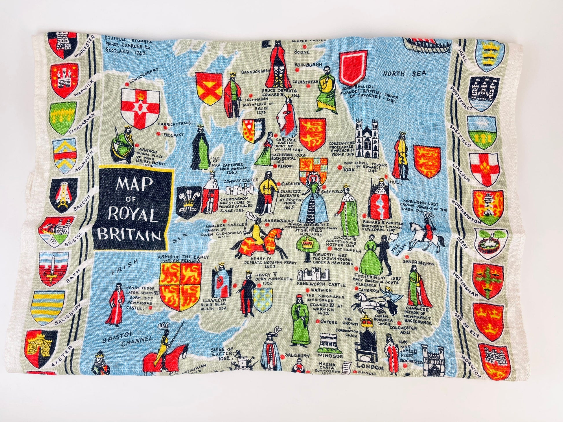 Product image for 'vintage map of royal britain tea towel all pure linen made in ireland' (view af56d1)