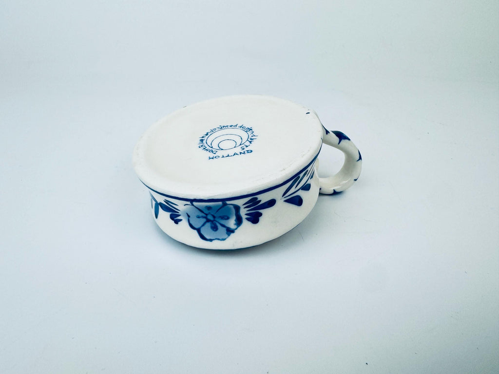 Product image for 'vintage hand painted delft blue chamber candlestick holder' (view 2fa083)