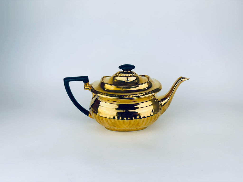 Product image for 'vintage 1930s crown devon 24kt gold black ceramic kettle art deco georgian teapot made in england' (view ef821c)