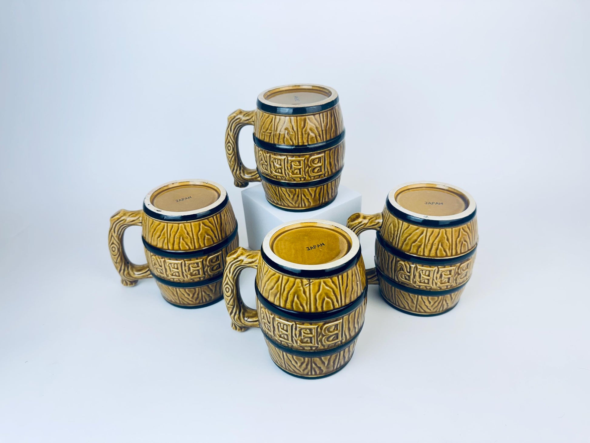 Product image for 'vintage ceramic beer barrel ceramic mugs set of four 4 made in japan' (view 000c7b)