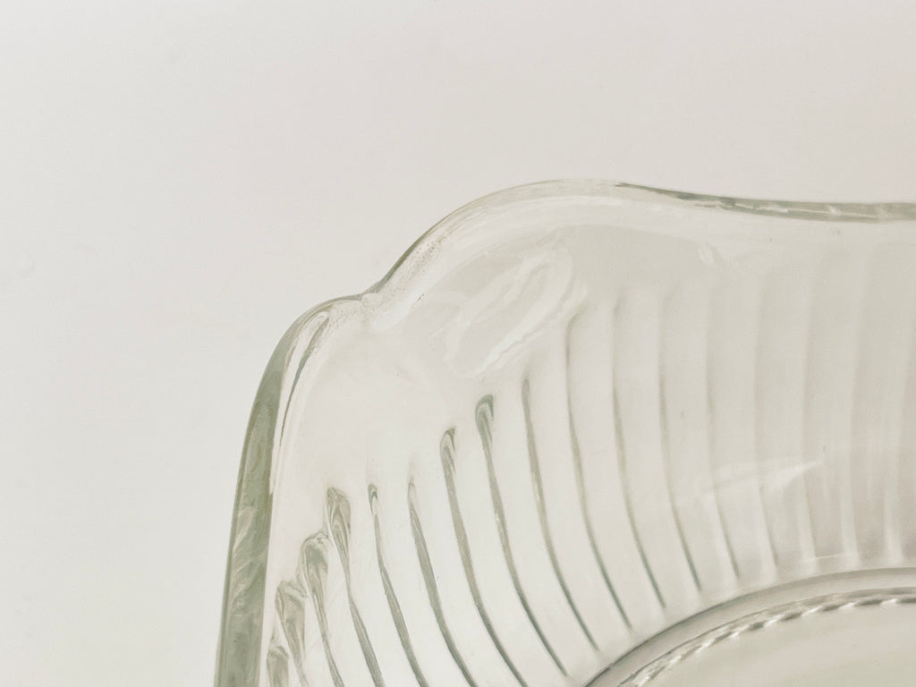 Product image for 'vintage ribbed glass orange citrus juicer reamer' (view 280844)