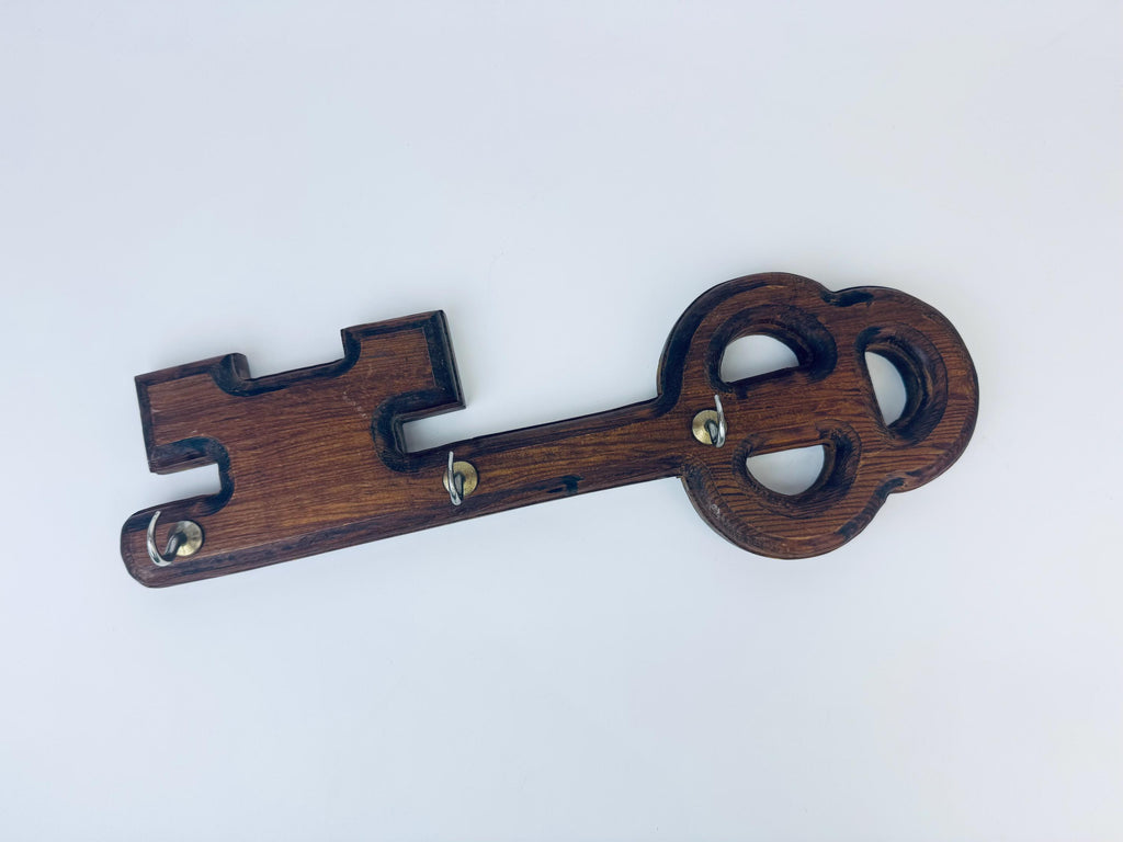 Product image for 'vintage wooden old skeleton key holder wall mounted three metal hooks' (view 7d821d)