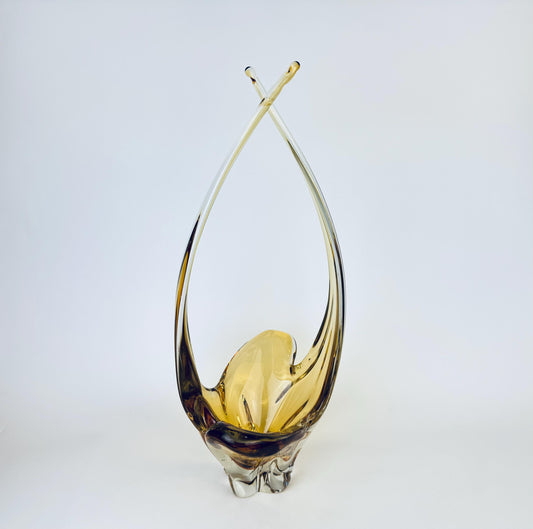Product image for 'vintage chalet golden honey art glass decorative basket made in canada' (view 4b244b)
