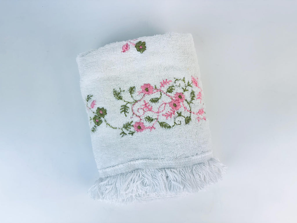 Product image for 'vintage fieldcrest embroidered floral fringe hand towel made in usa 100 cotton' (view 07d6ae)