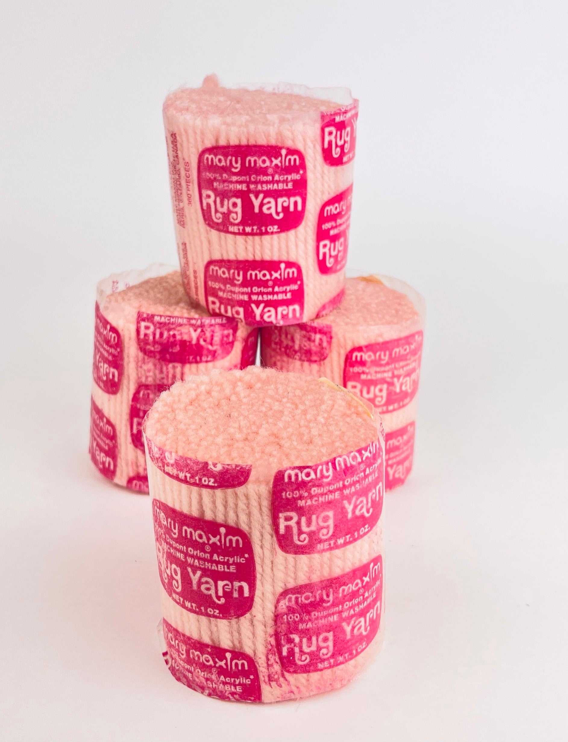 Product image for 'vintage light pink rug yarn mary maxim 100 dupont orion acrylic machine wash 360 pieces 2 5 or 6 5 cm long net weight 1 oz' (view 0313ad)