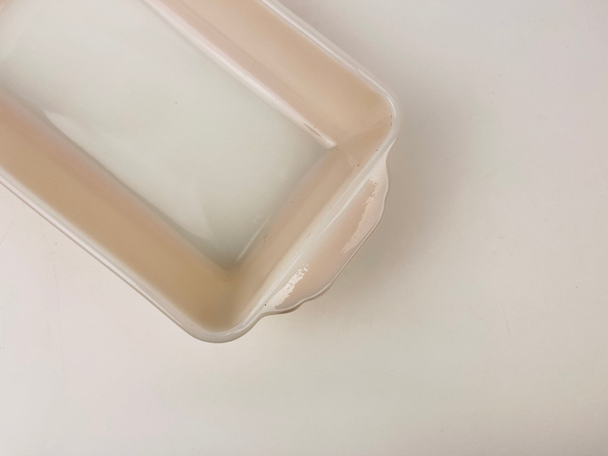 Product image for 'vintage fire king peach lustreware loaf dish 409 1 qt capacity made in usa' (view c47d0f)