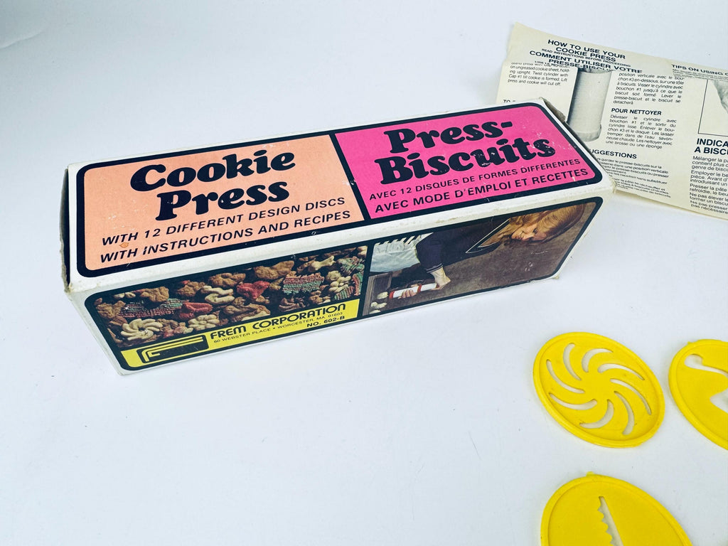 Product image for 'vintage plastic cookie press 12 design discs' (view 4c9263)