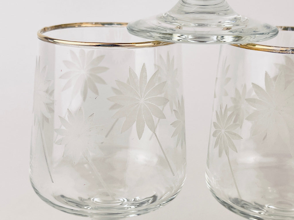 Product image for 'vintage gold rimmed white matte pinwheel pattern mini goblets set of three 3 barware gift' (view 1eb8bd)