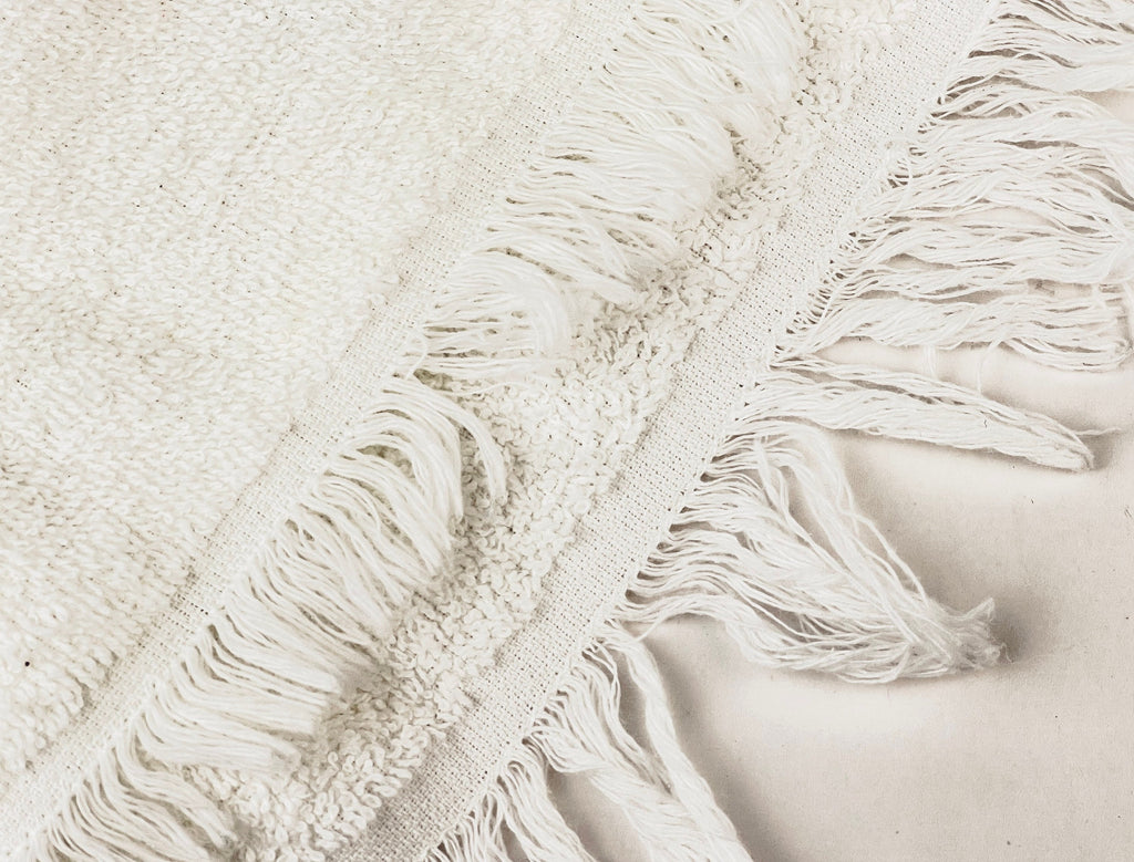 Product image for 'vintage blue floral bath fringe towel cotton polyester blend made in canada' (view f78d87)