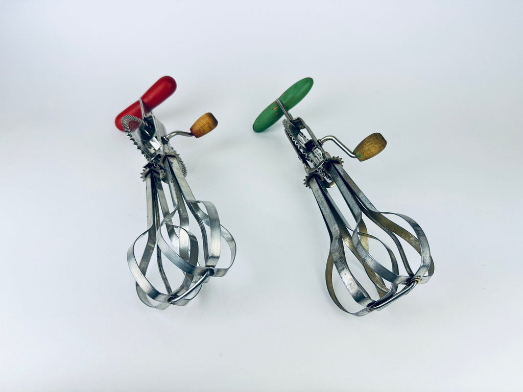 Product image for 'vintage a j metal red green wood manual double whisk high speed super center drive beater made in usa sold separately' (view 1a239c)