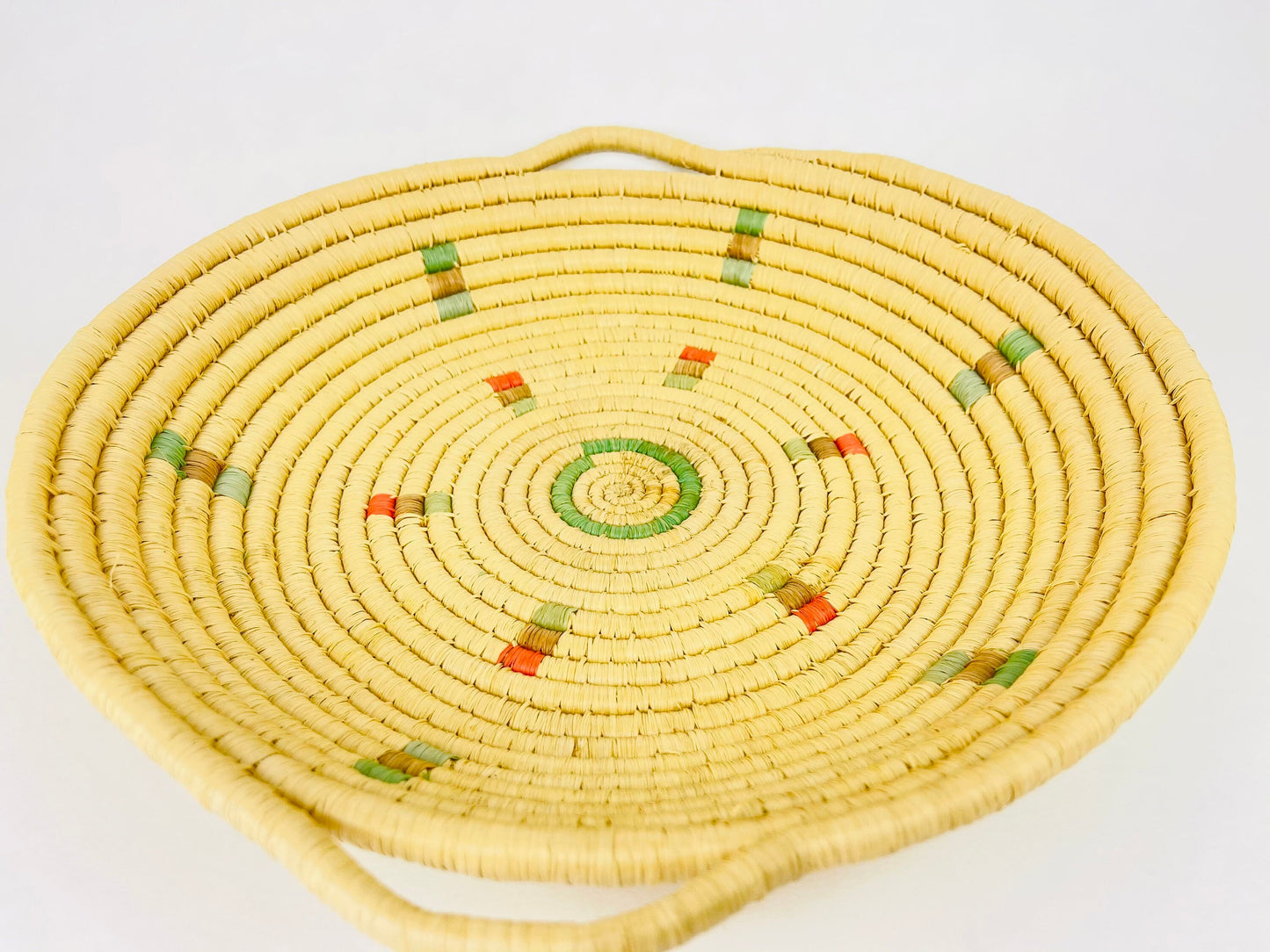 Product image for 'vintage 1990s pastel boho woven rattan bowl handled basket tray pink green blue' (view 5cee29)