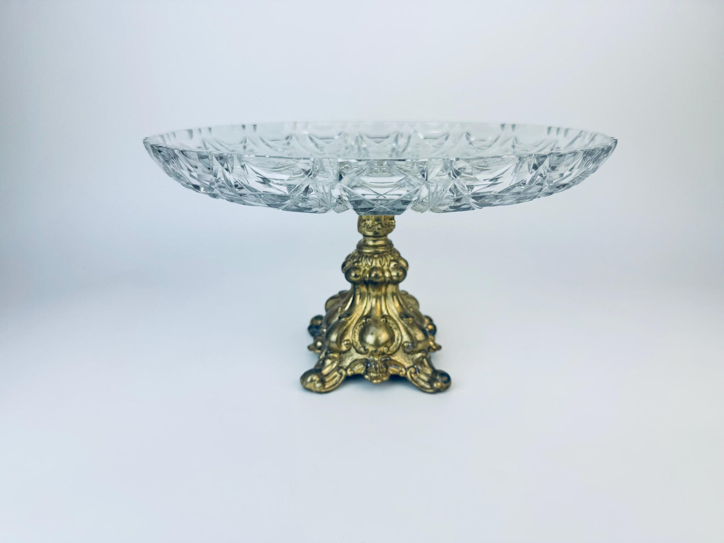 Product image for 'vintage ornate cut crystal cast brass pedestal platter attractive aged metal patina' (view 5a4569)