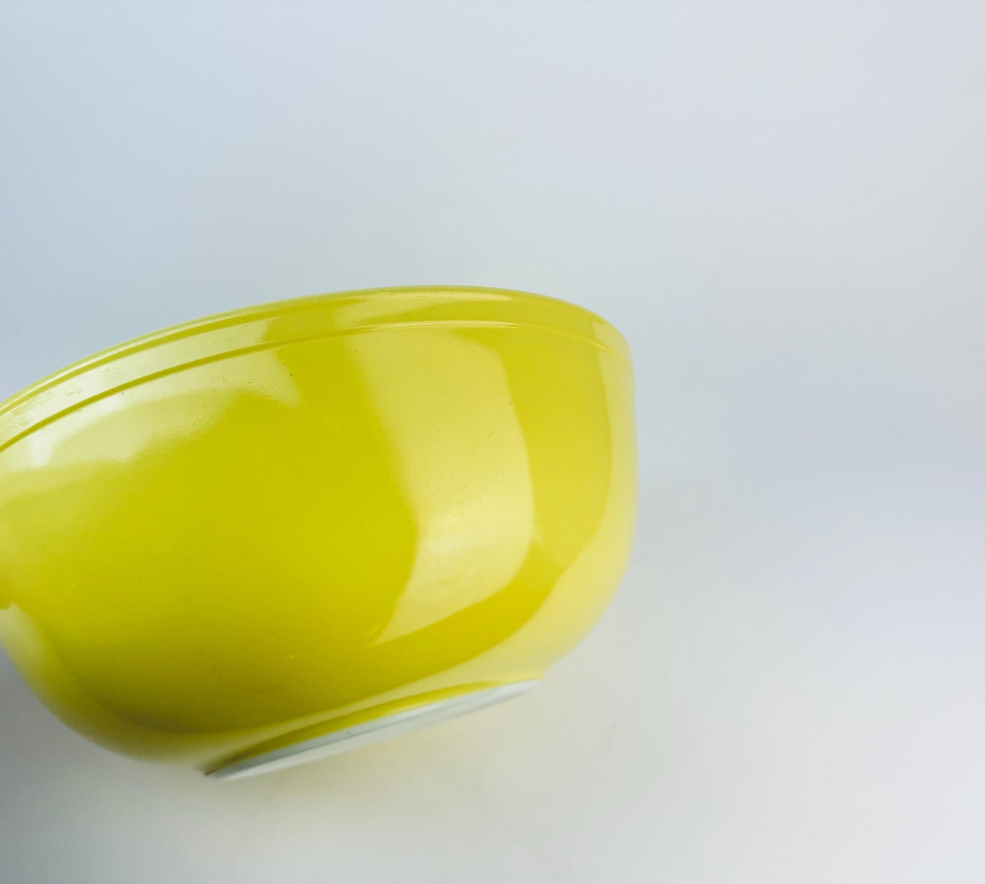 Product image for 'vintage pyrex primary colour yellow mixing bowl original colour bowl' (view 1cb920)