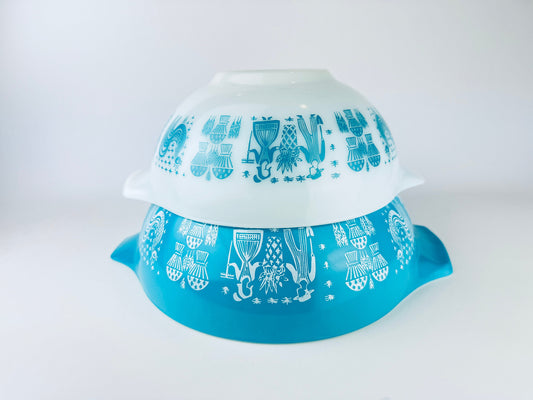 Product image for 'vintage amish butterprint cinderella pyrex mixing nesting bowls 443 444 made in usa sold separately' (view d56b1b)