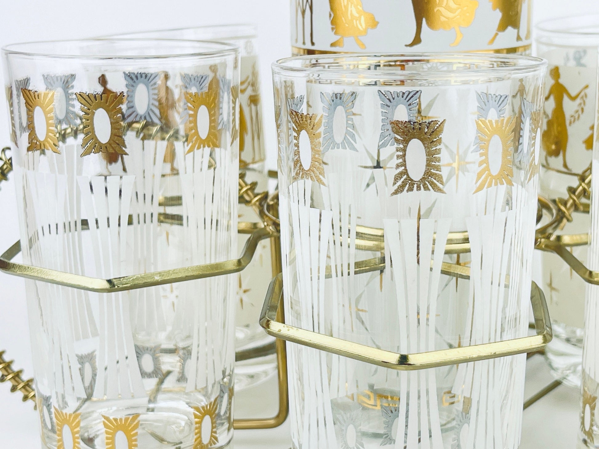 Product image for 'vintage rare aldon frosted white gold grecian gold atomic pattern barware set decanter six glasses barware gift' (view 0a3398)