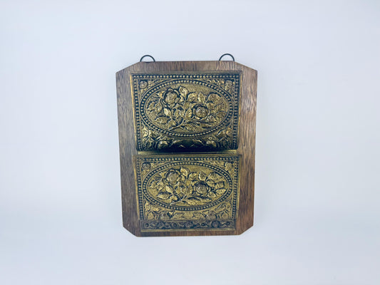 Product image for 'vintage wood floral embossed gold metal wall mounted organizer office decor storage' (view 31734c)