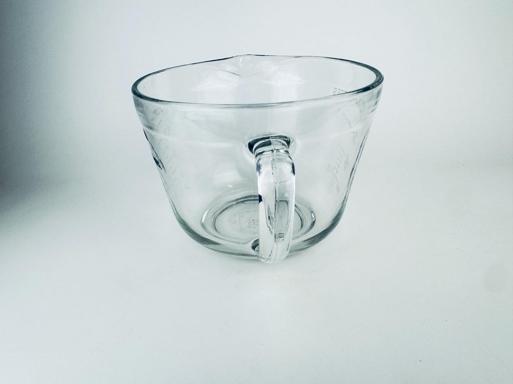 Product image for 'vintage anchor hocking measuring cup batter bowl 8 cup 2 litre metric imperial made in usa' (view aedd46)