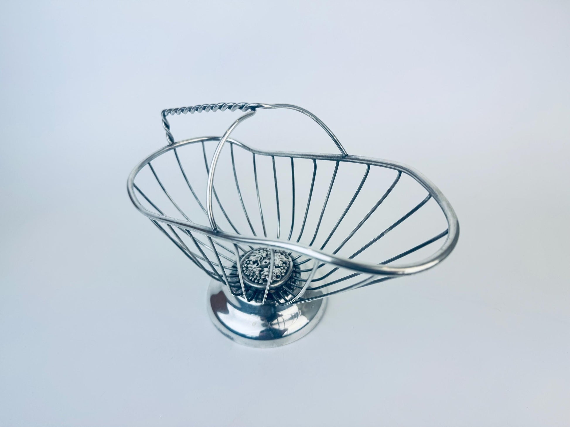 Product image for 'vintage ornate silverplated wine bottle basket caddy grape leaf motif made in italy' (view 055d39)