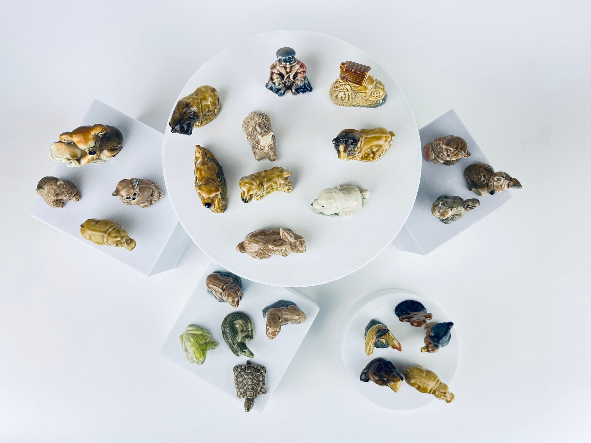 Product image for 'vintage wade whimsy whooppas porcelain miniature animal figurines made in england red rose tea advertisement collectibles' (view 2f1d76)