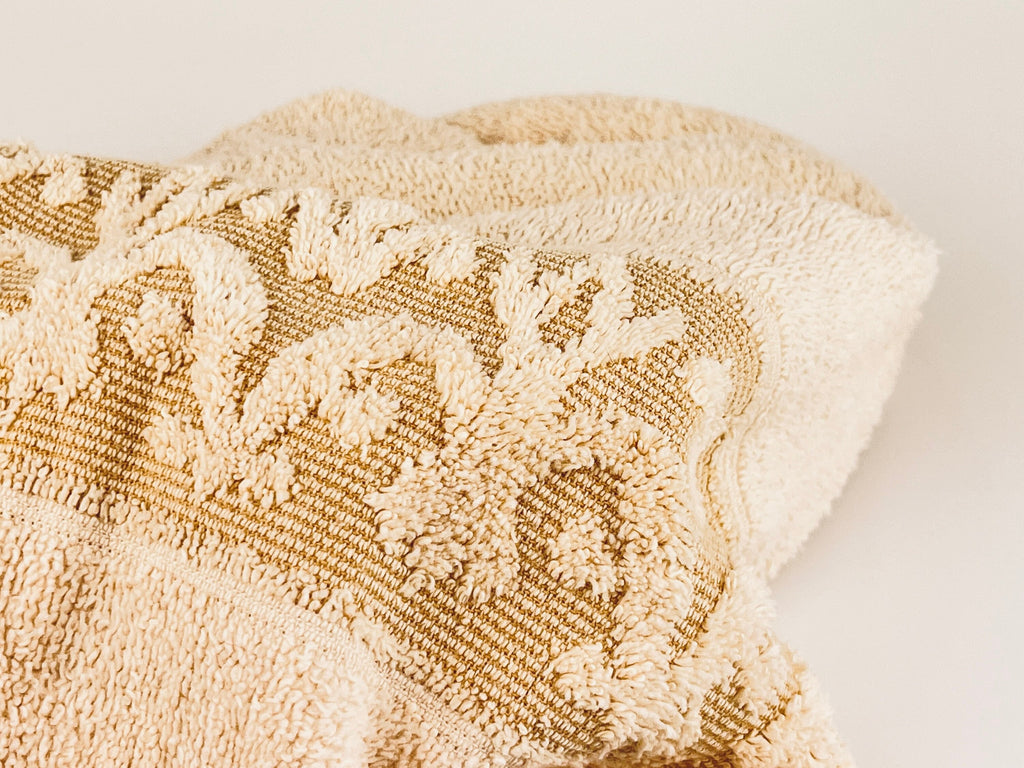 Product image for 'vintage sears matchmate beige fringe hand towel made in usa' (view 7084a9)