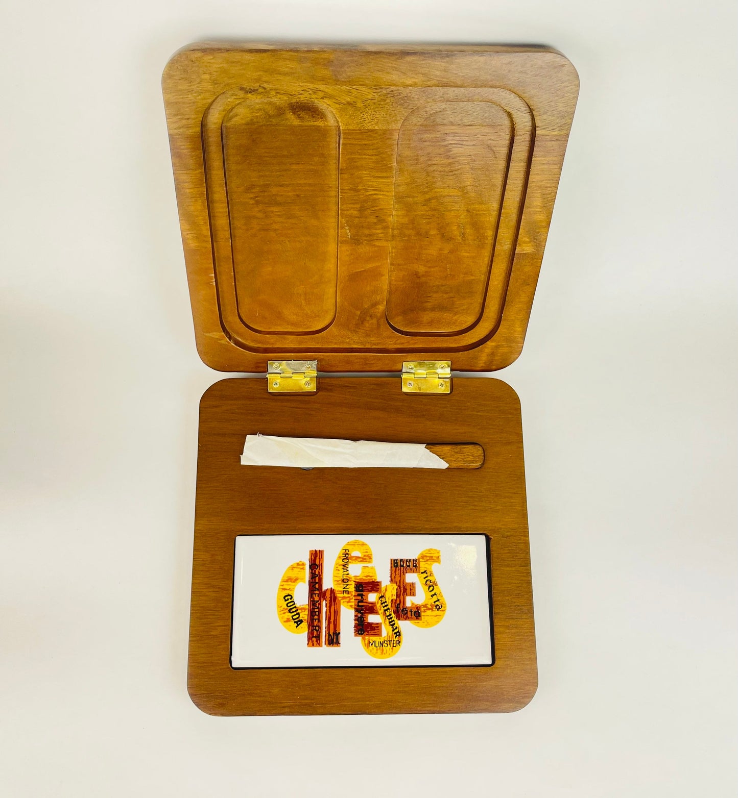 Product image for 'vintage cheese charcuterie board set cheeses gouoda brie feda ricotta' (view 4894cc)