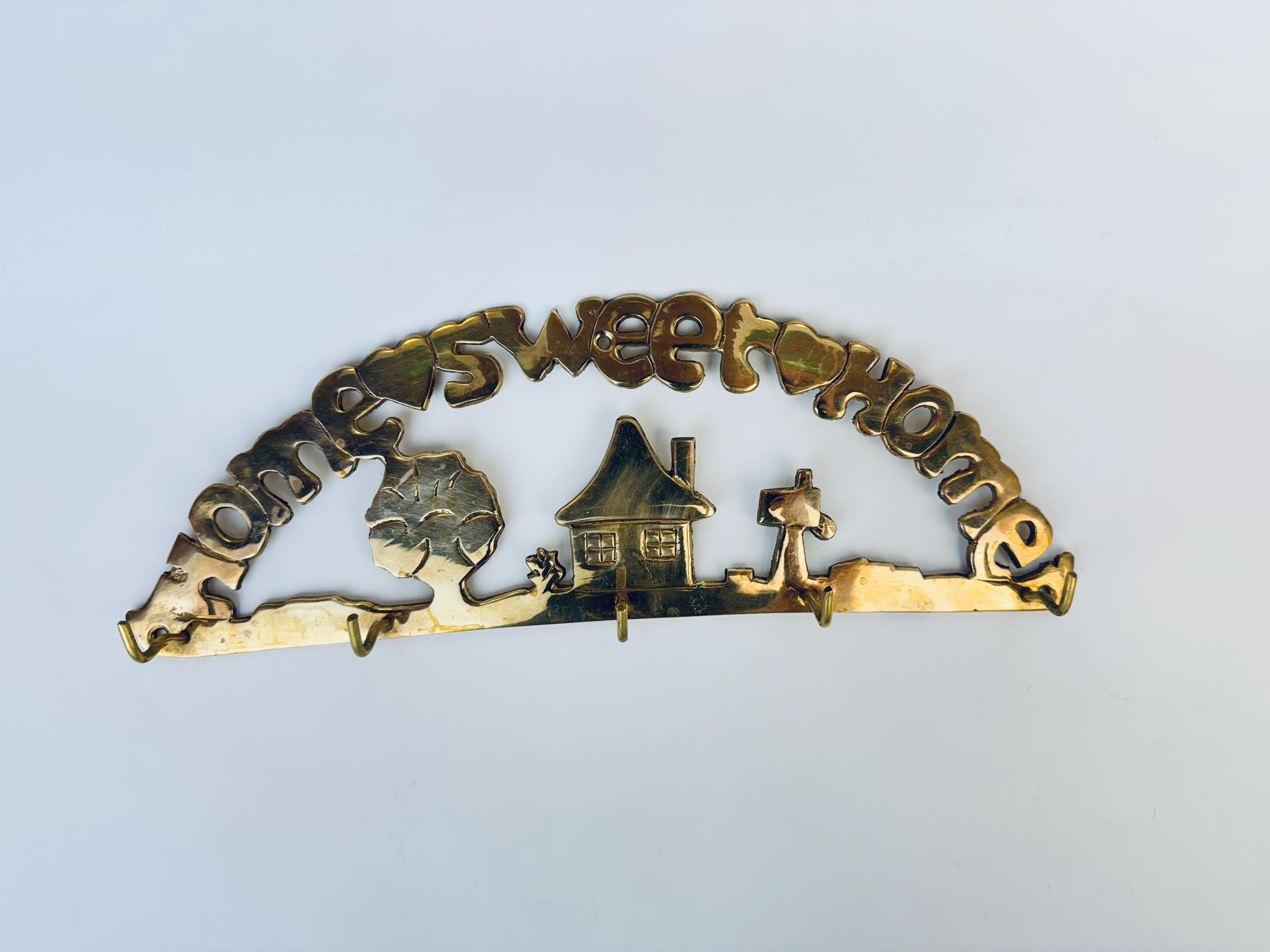 Product image for 'vintage brass home sweet home wall hooks coat key holder wall mounted cottage scene' (view b37ba1)