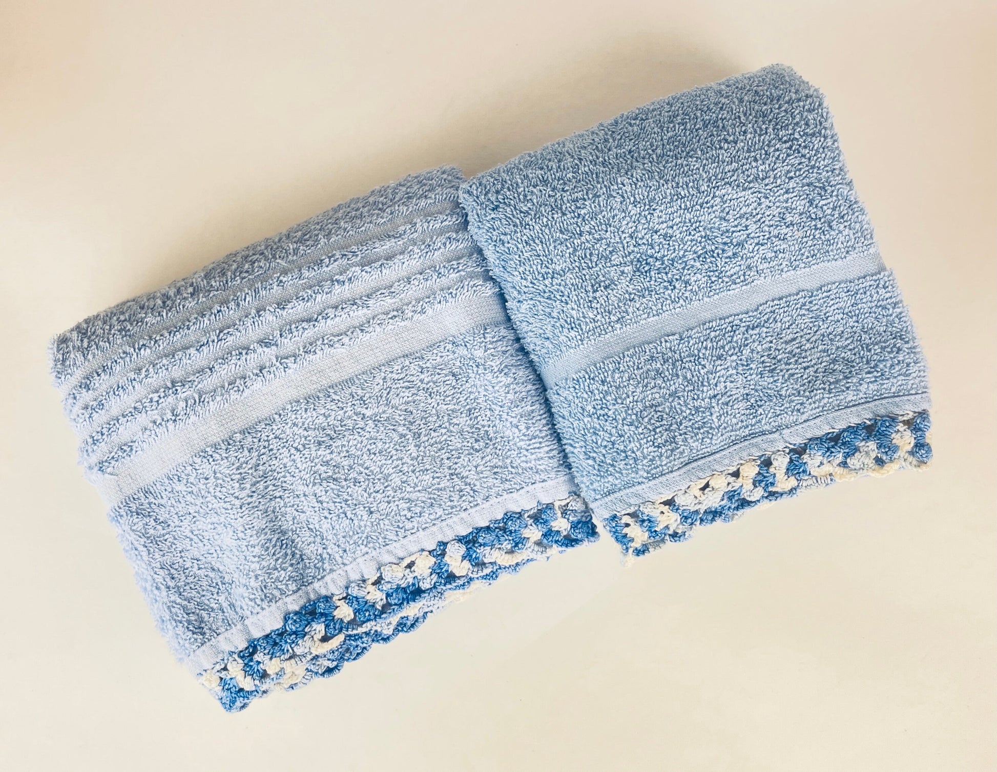 Product image for 'vintage martex light blue cotton hand bath towel set crochet trim usa made set of 3' (view 6d55c7)