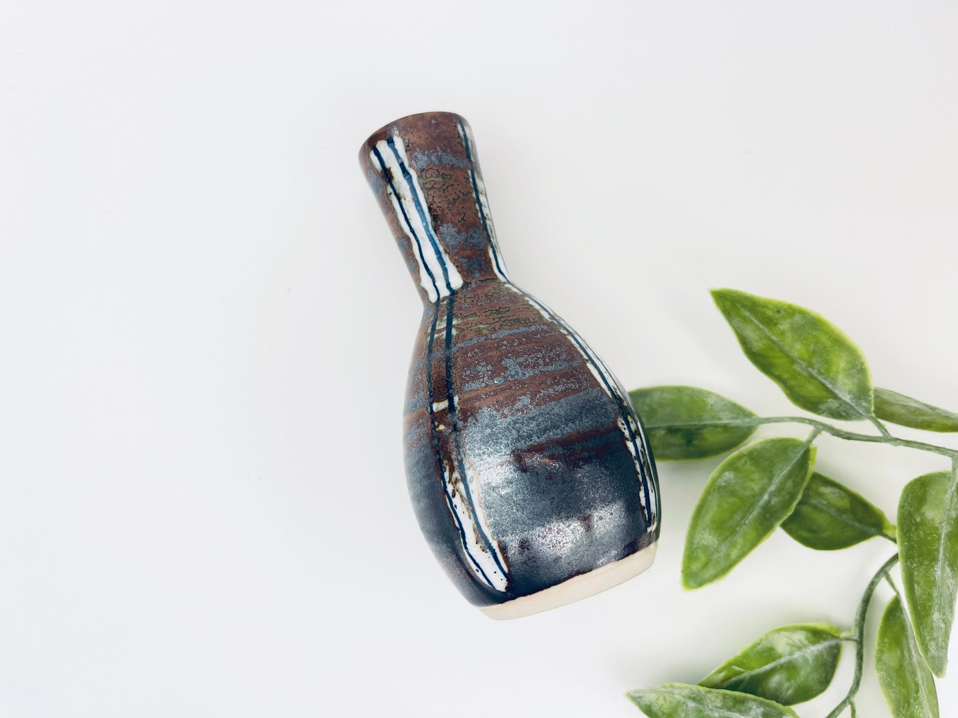 Product image for 'vintage ceramic bud vase brown silver made in japan' (view 4f827f)