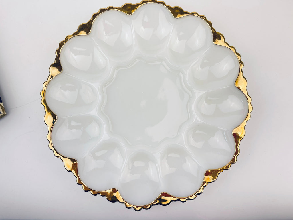 Product image for 'vintage devilled egg plate anchor hocking white milk glass ruffled scalloped gold rimmed edge' (view 6d8d53)