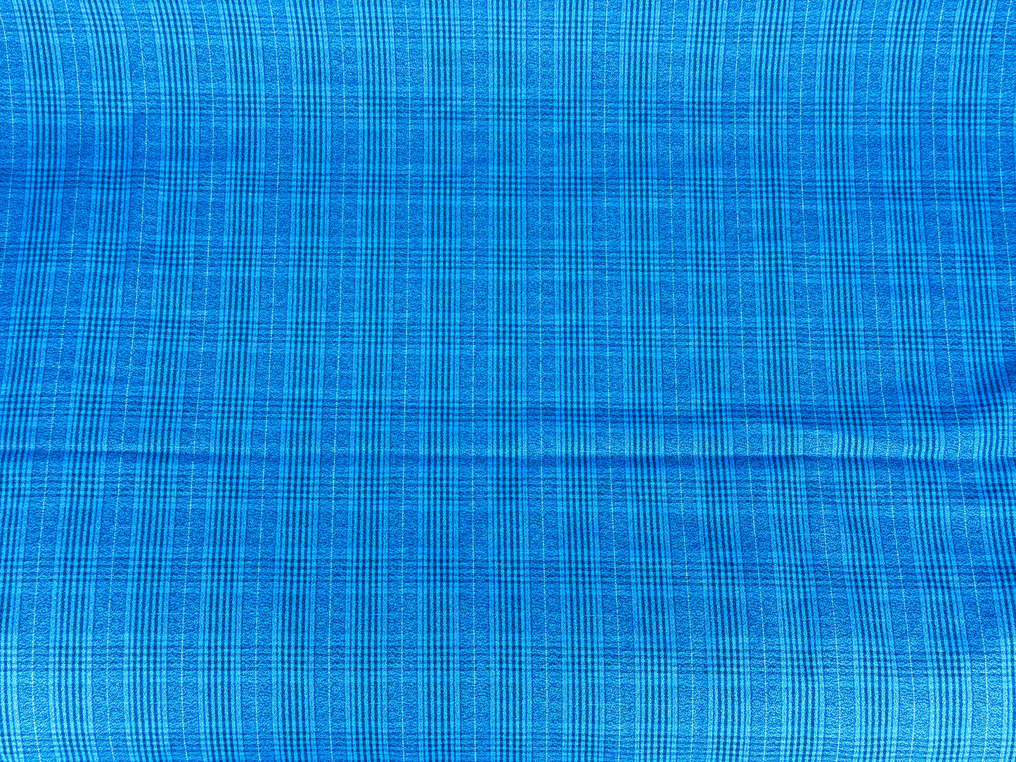 Tissu polyester à carreaux bleu et noir vintage - 122 x 147 cm