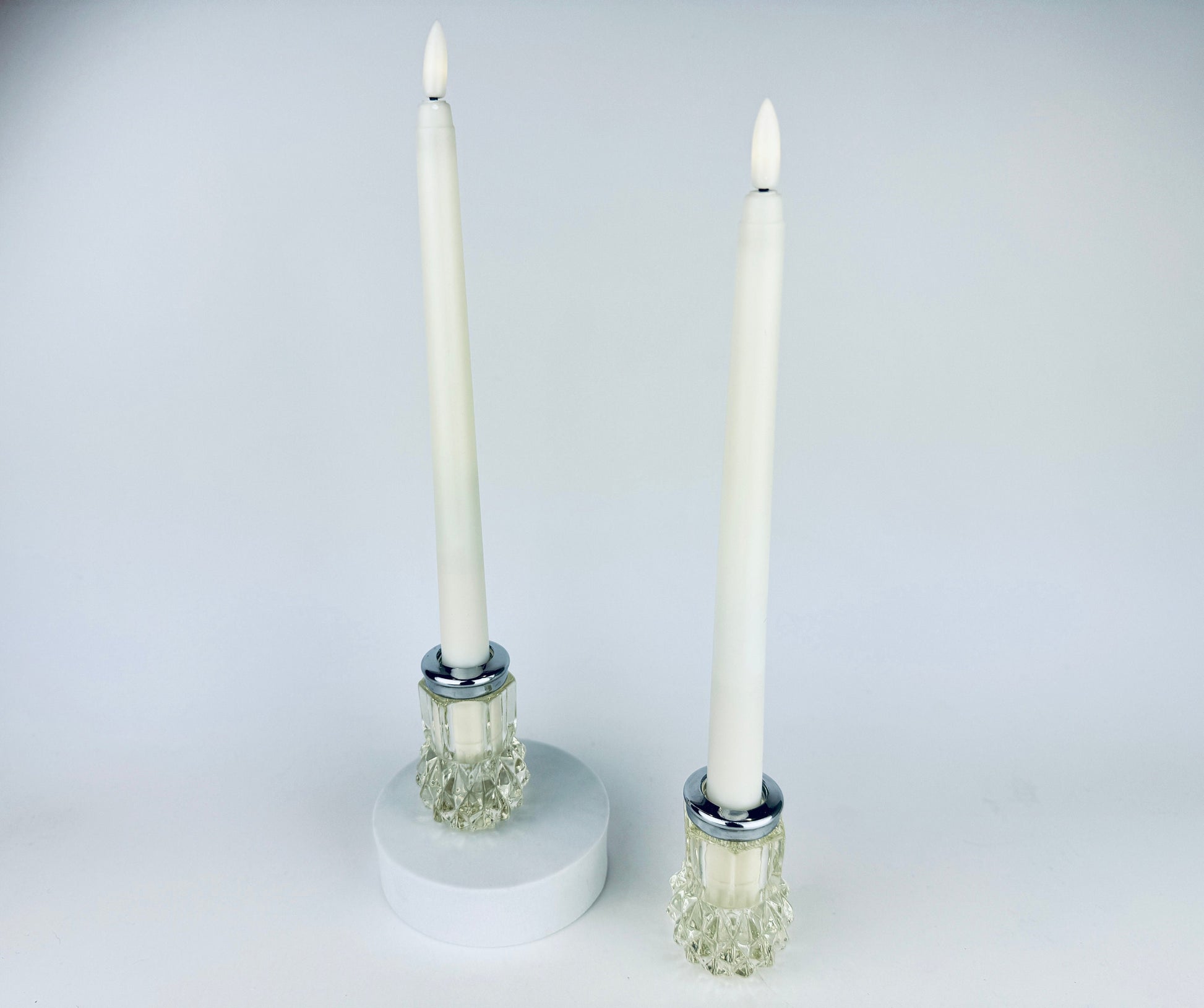 Product image for 'vintage diamond cut crystal candlestick holders with silver rims set of 2' (view 6bde8c)