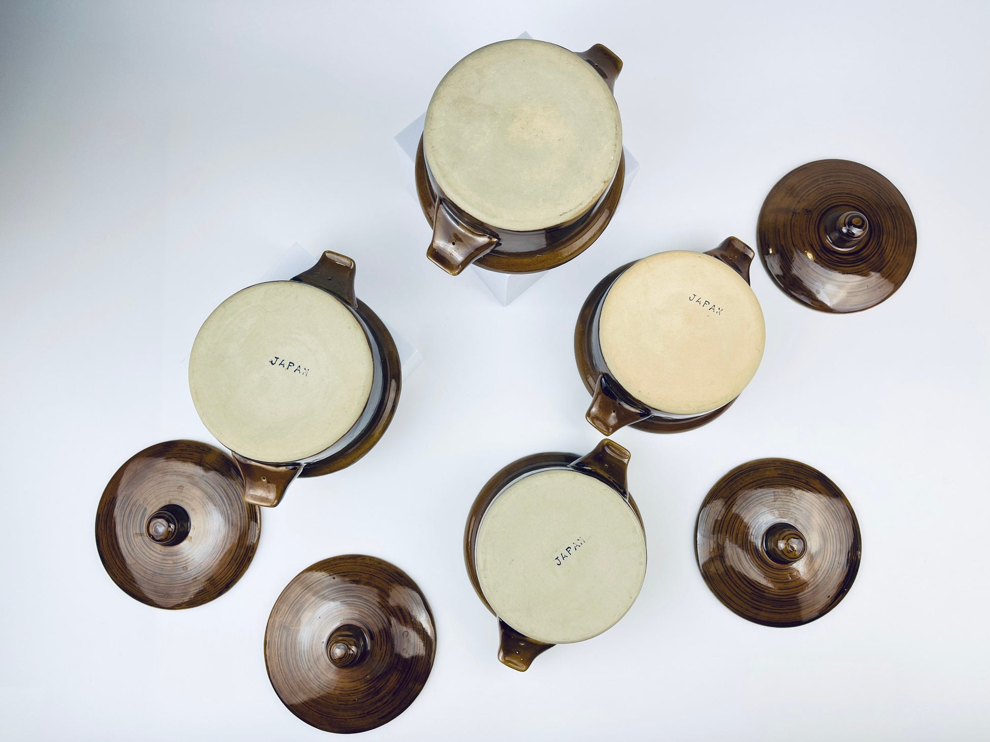 Product image for 'vintage individual casserole dishes set of four 4 made in japan' (view 5f159e)