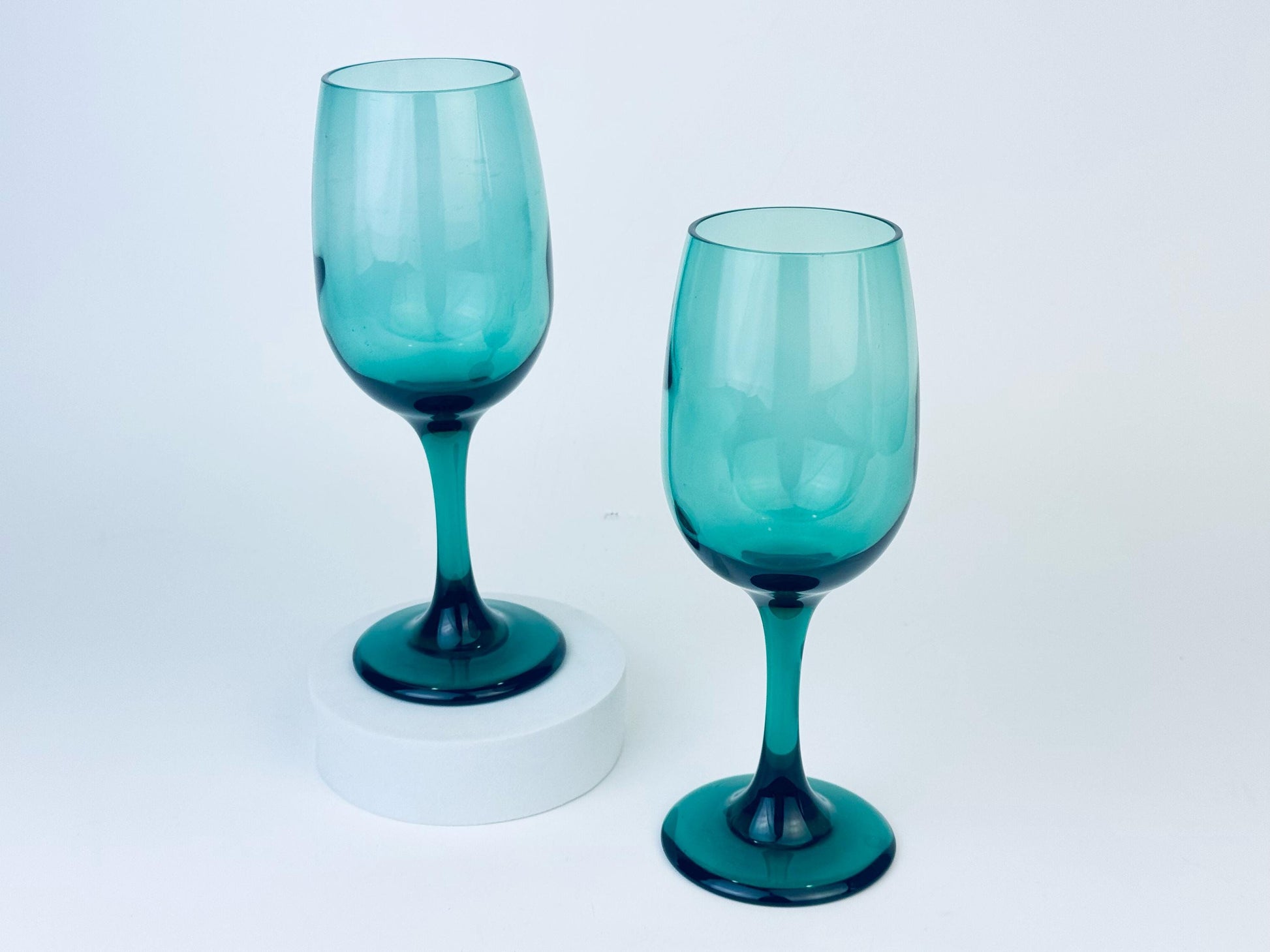 Product image for 'vintage juniper green libbey wine glasses sets sold separately' (view 5d73fb)