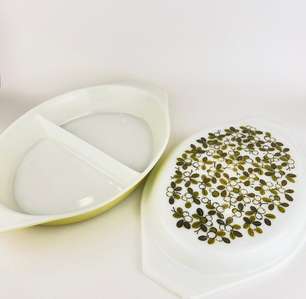 Product image for 'vintage verde pyrex divided casserole dish 1 5 qt green olive branch pattern' (view 4e58a8)