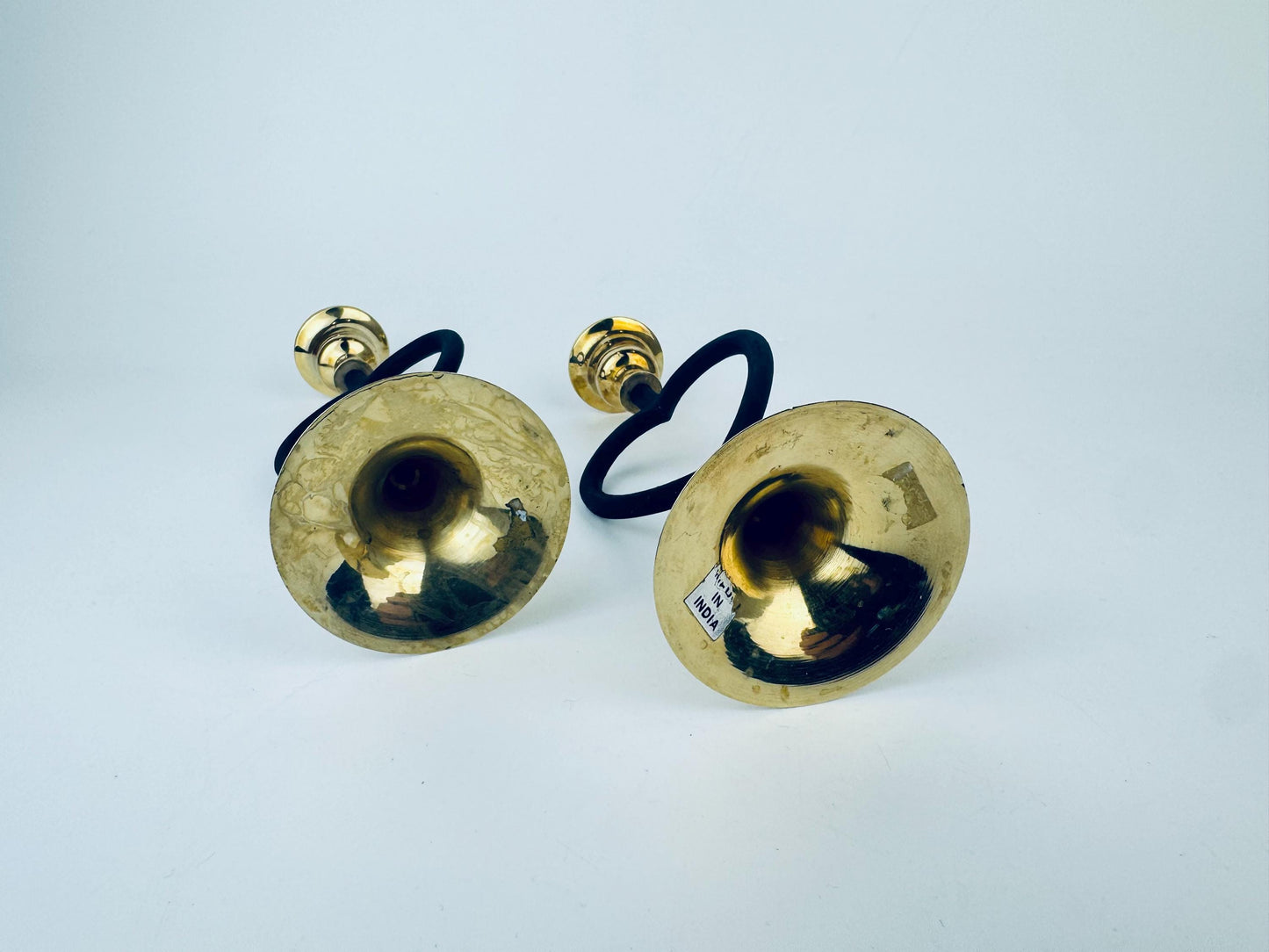 Product image for 'vintage brass heart candlestick holders romantic mid century pair' (view 88a4a5)