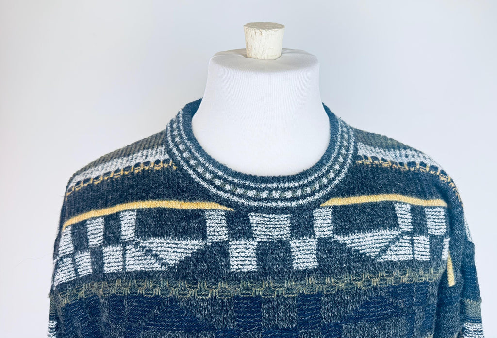 Product image for 'vintage 80s 90s geometric sweater size medium m acrylic wool blend made in italy by bosa' (view 827532)