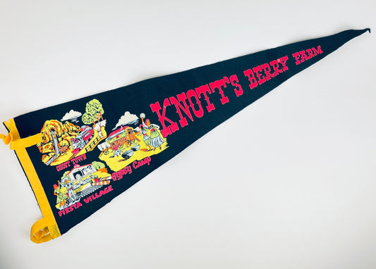 Product image for 'vintage knotts berry farm tapered pennant wall hanging' (view 2d4228)