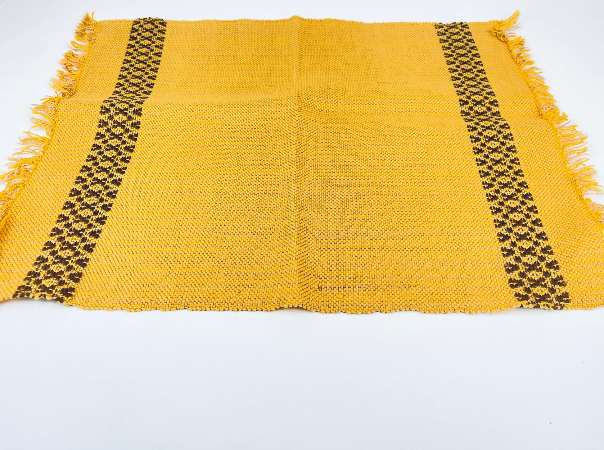 Product image for 'vintage rectangular fringe place mat table linen mustard yellow brown set of four 4' (view bb1224)